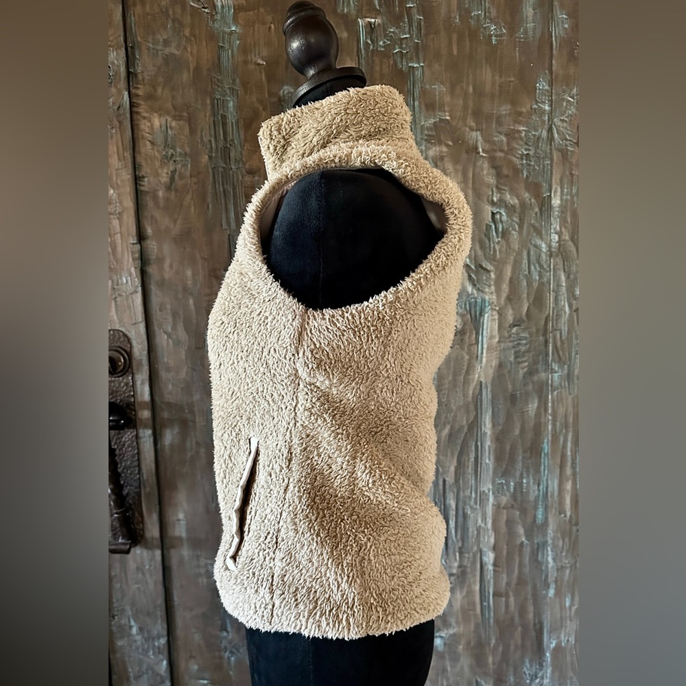 Patagonia Los Gatos Vest - Picture 3 of 6